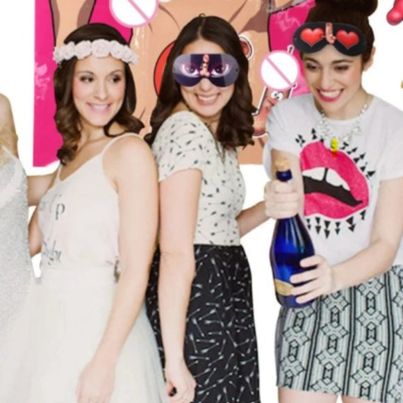 Pin the junk on the hunk game - NWOT - Picture 3 of 3